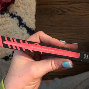 Smashbox Always Sharp lip liner